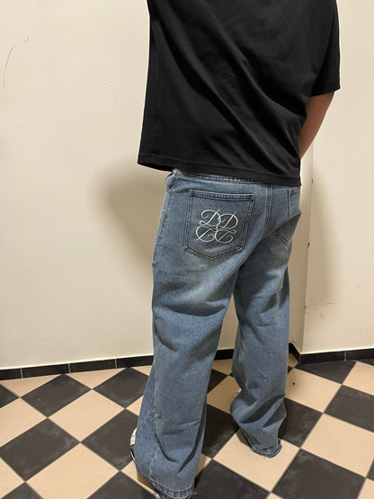 Flared baggy jeans